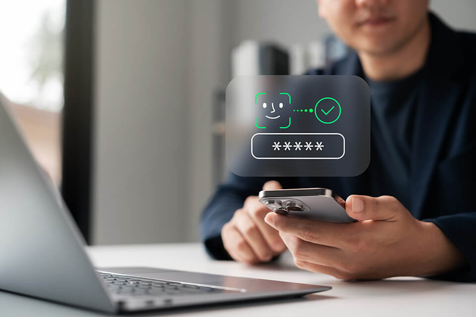 男_スマホ_トーク