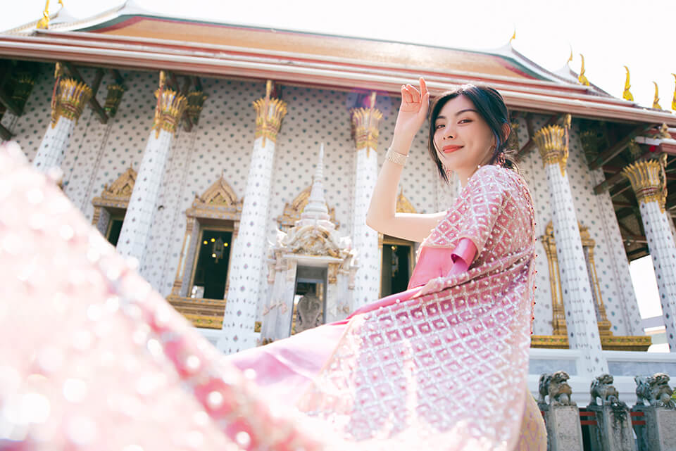 タイ_女性_建物